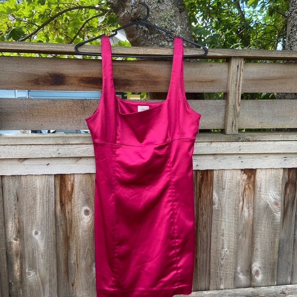 Aritzia Wilfred Shimmer Satin Dress Size 8 - Picture 5 of 8